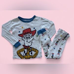 Baby Gap x Pixar Organic Cotton Toy Story Woody Pajama Set Size 4T